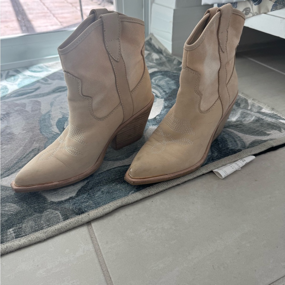 Dolce Vita cream Nashe boots size 7
